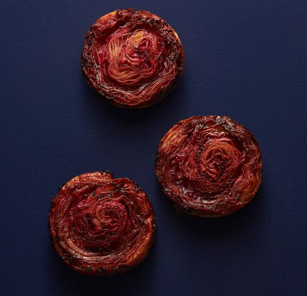 Le Kouign Amann Hibiscus au beurre Lescure AOP, création de Thomas Subrin